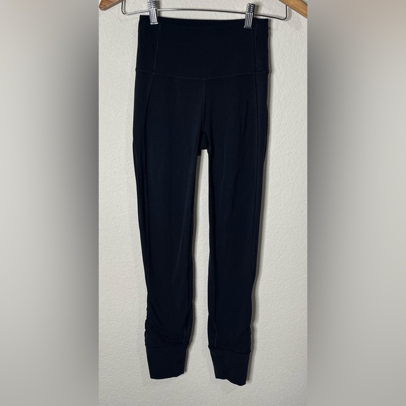 Lululemon Melodic Movement 7/8 Tight 25" inseam Black Size 2 - Picture 6 of 7